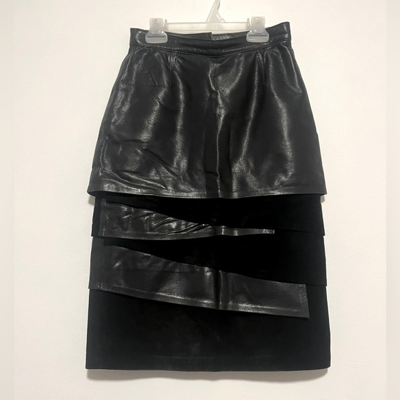 Vintage leather layered skirt - Picture 1 of 4